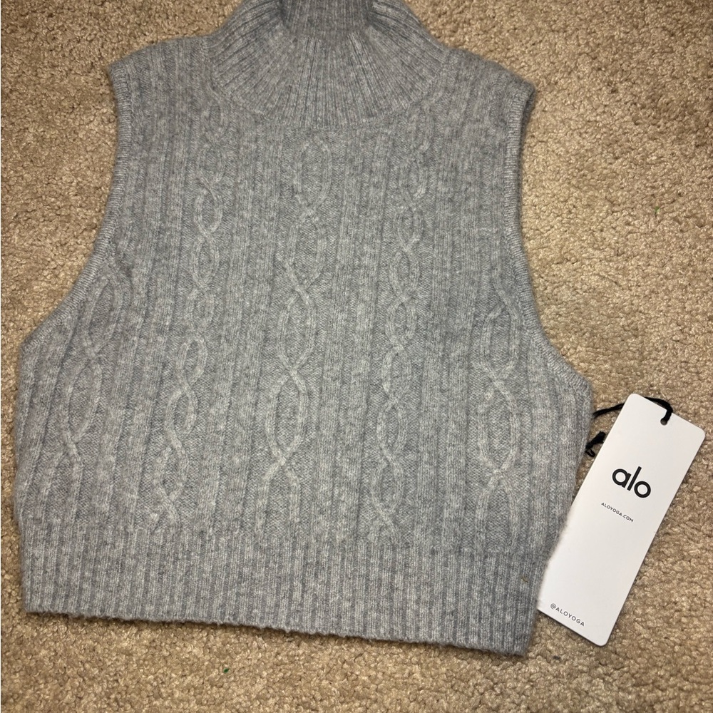 ALO Yoga Gray Cable Knit Turtleneck Top